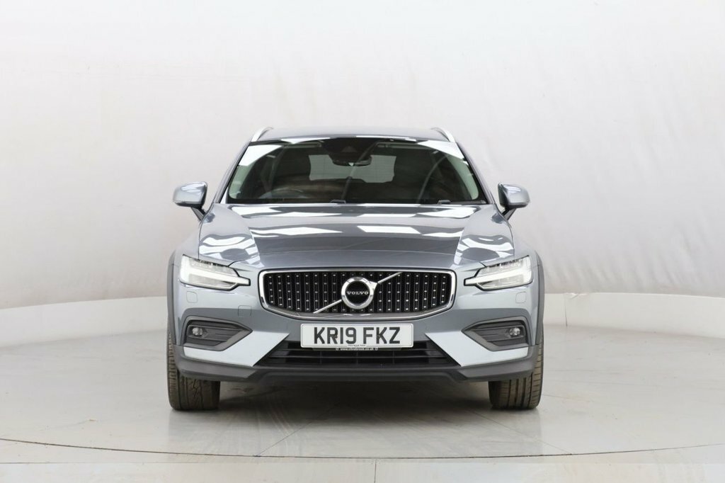 Volvo V60 Cross Country 2L Plus Grey #3