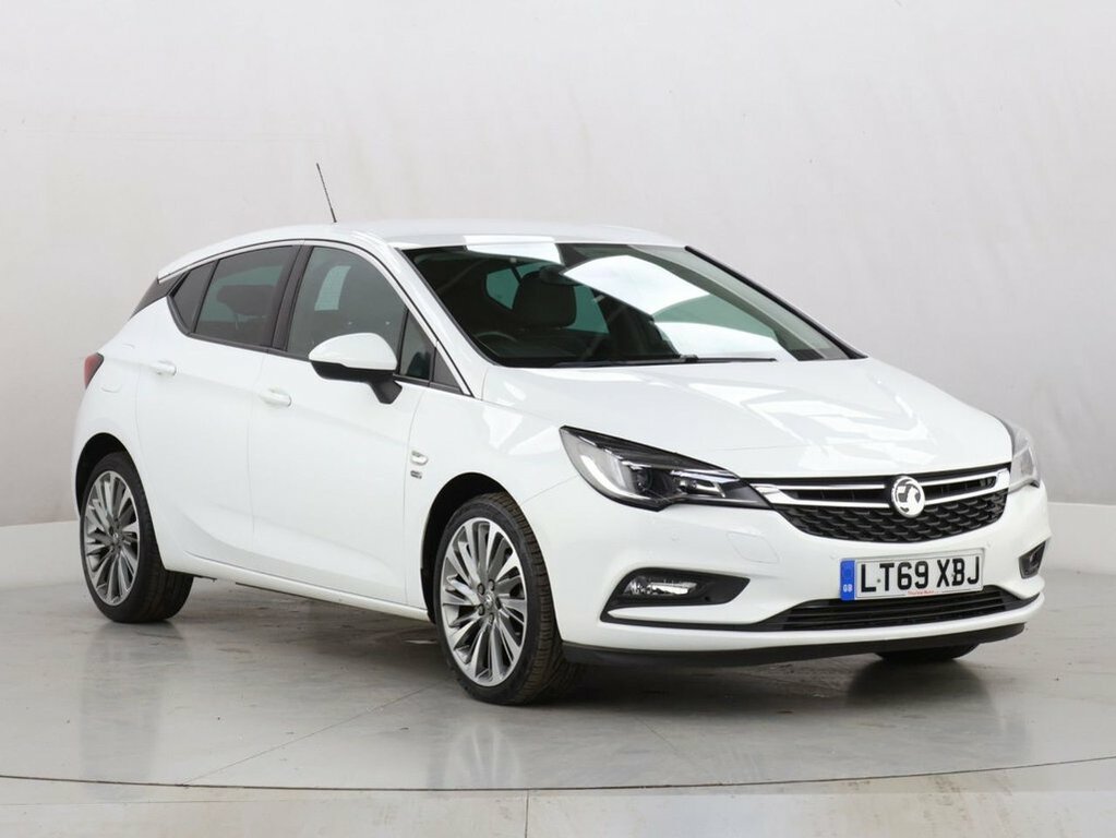 Vauxhall Astra 1.4L Griffin LT69XBJ White