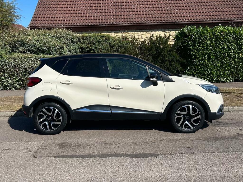 Renault Captur 1.5 Dynamique S Nav Dci 110 201766 HT66OHH White #2