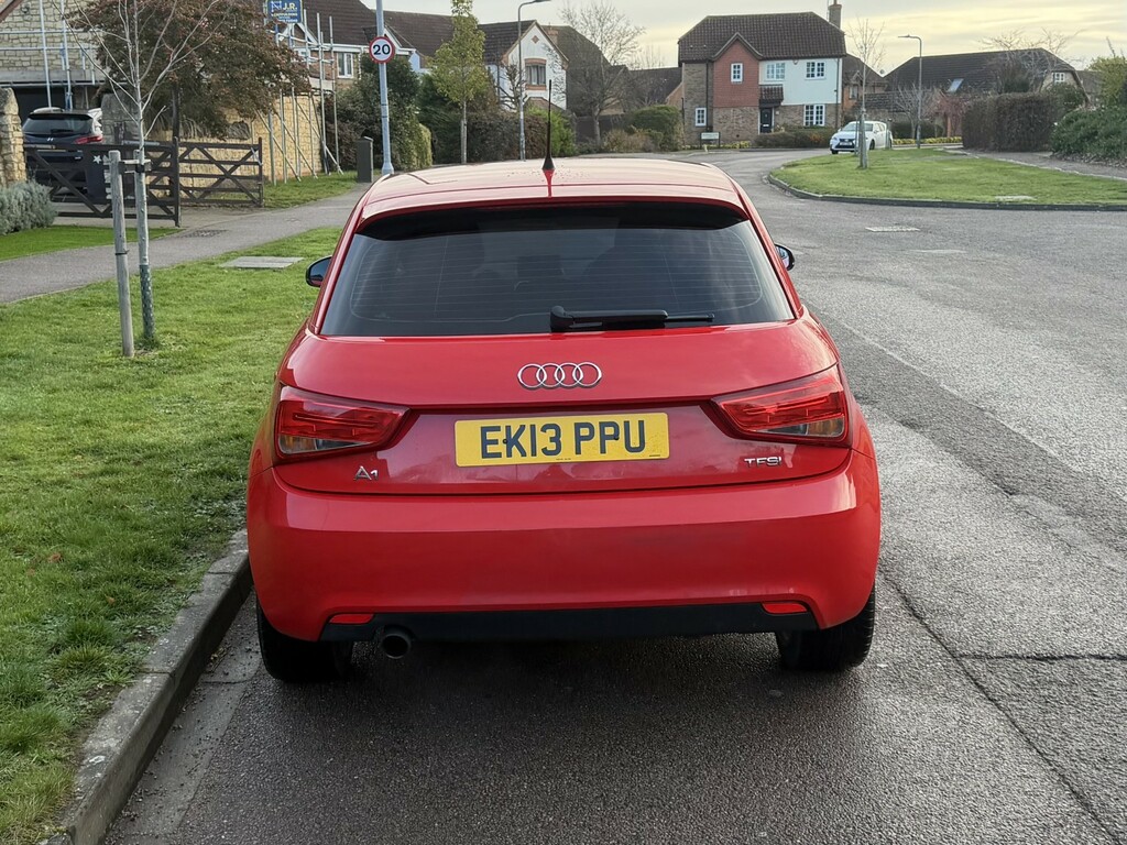 Audi A1 1.2 Tfsi Sport 201313 Red #4