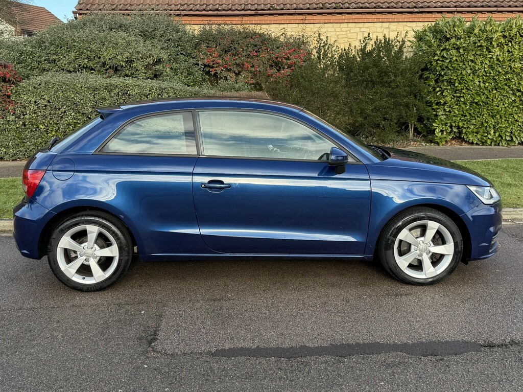 Audi A1 1.4 Tfsi Sport 201717 CY17MKK Blue #2