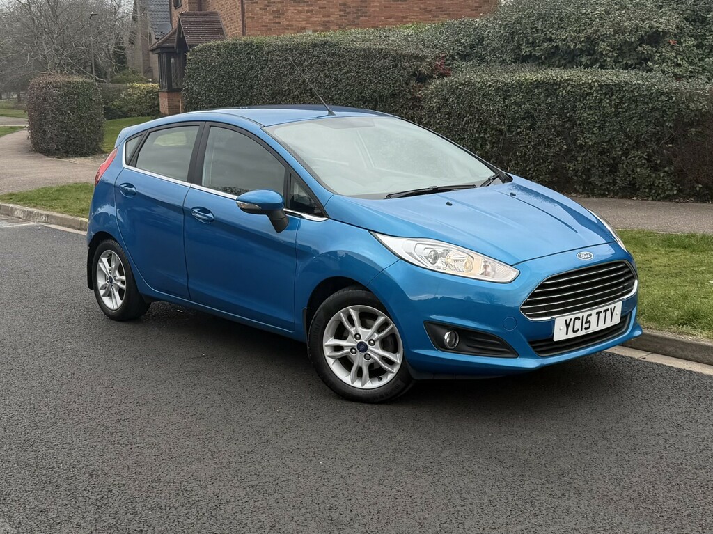 Ford Fiesta 1.3 Zetec 201515 Blue