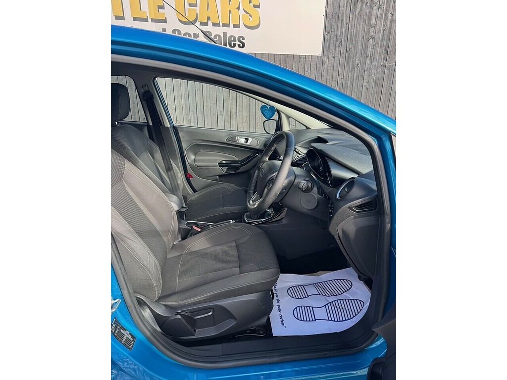 Ford Fiesta T Ecoboost Titanium Blue