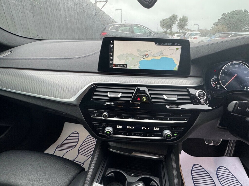 BMW 5 Series 520D M Sport YR18VWM White #6