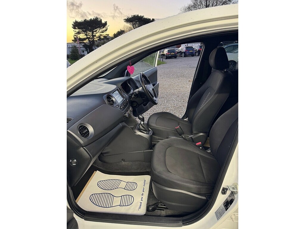 Hyundai I10 Go Se RE19VRN White #6