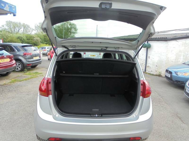 Kia Venga 1.6 Isg 3 - 2015 15 Silver #5