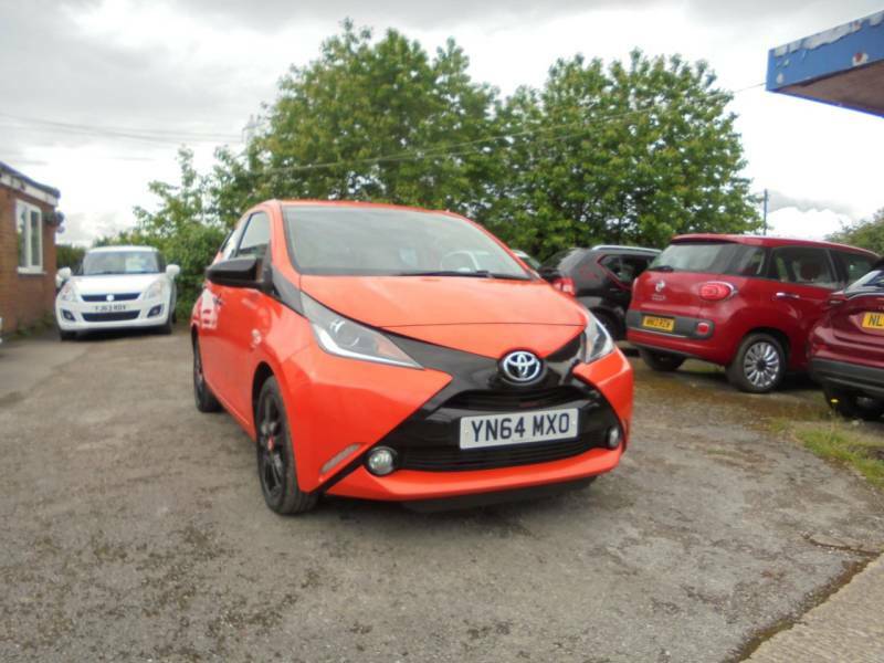 Toyota Aygo 1.0 Vvt-i X-cite - 2014 64 Orange
