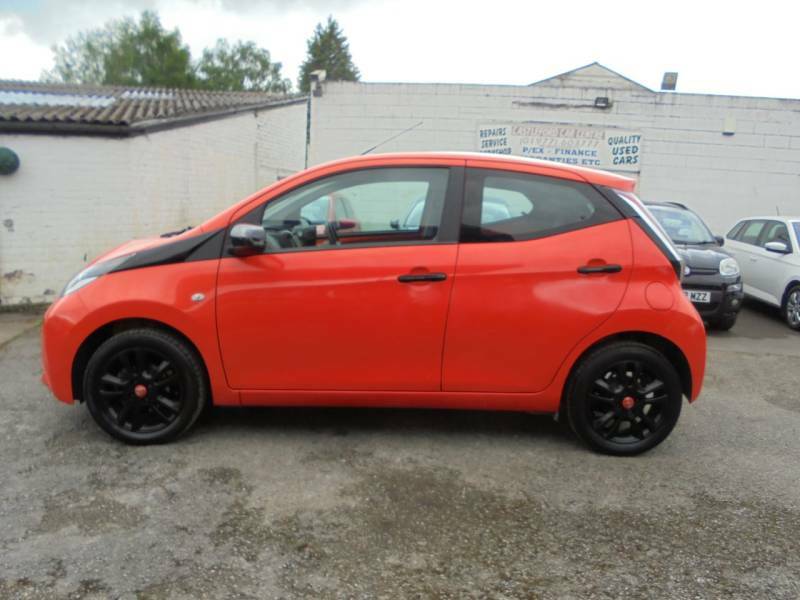 Toyota Aygo 1.0 Vvt-i X-cite - 2014 64 YN64MXO Orange #3