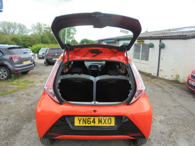 Toyota Aygo 1.0 Vvt-i X-cite - 2014 64 YN64MXO Orange #5