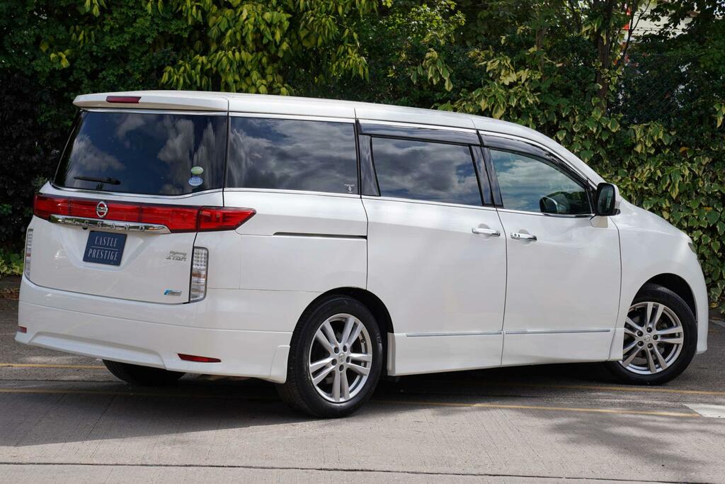 Nissan Elgrand Mpv 2.5 Highway Star 7 Seats 201313 White #4