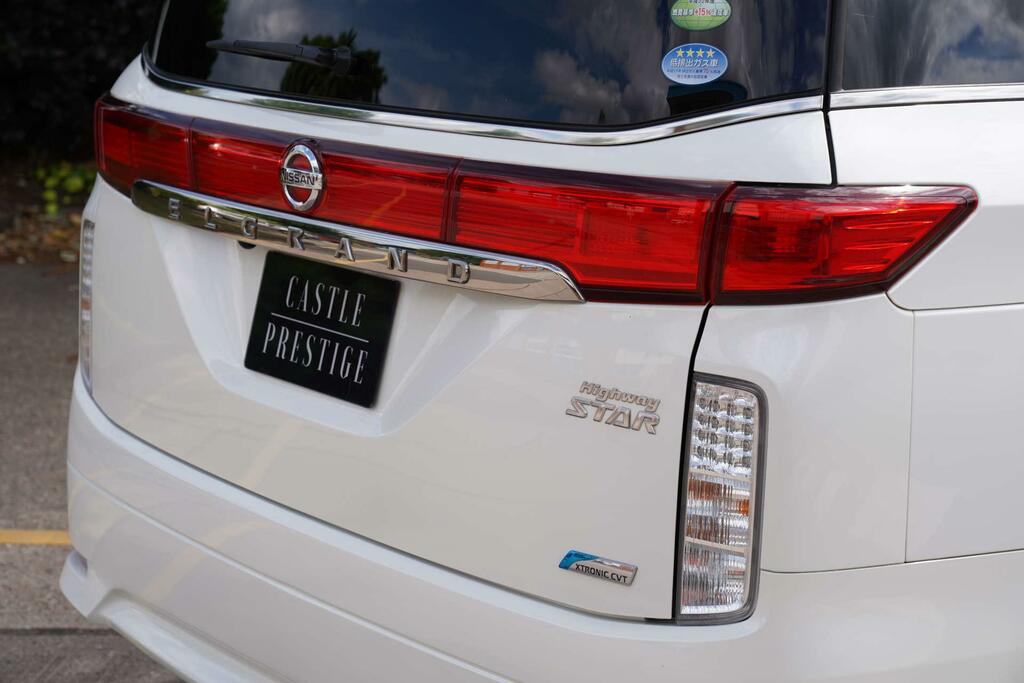 Nissan Elgrand Mpv 2.5 Highway Star 7 Seats 201313 White #5