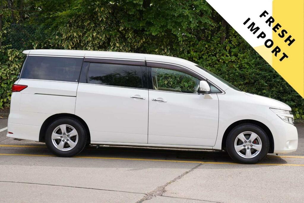Nissan Elgrand Mpv 2.5 Xg 4Wd 8 Seats 201111 White #2