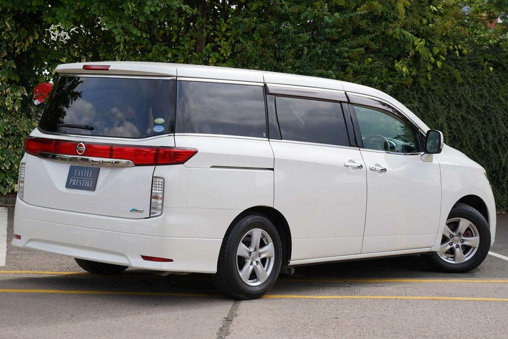 Nissan Elgrand Mpv 2.5 Xg 4Wd 8 Seats 201111 White #4
