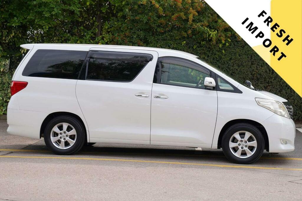 Toyota Alphard Mpv 2.4 240 X 8 Seats 201010 White #2