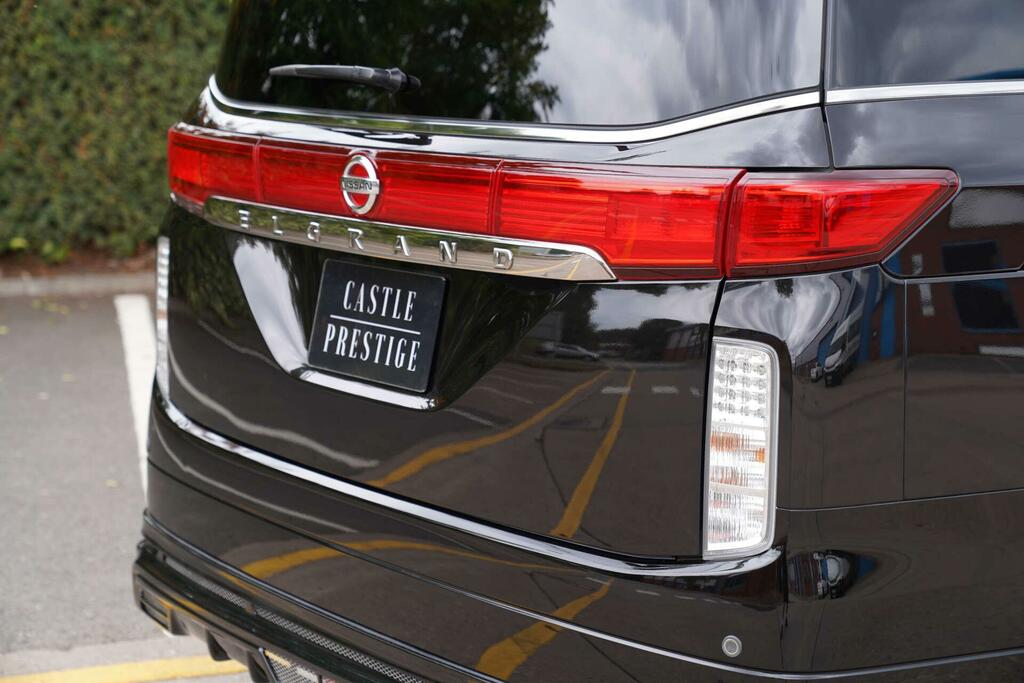 Nissan Elgrand Mpv 2.5 Highway Star 7 Seats 201161 Black #5