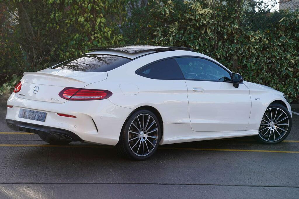 Mercedes-Benz C Class Coupe 3.0 C43 V6 Amg Premium Plus G-tronic 4Mat IMP613 White #3