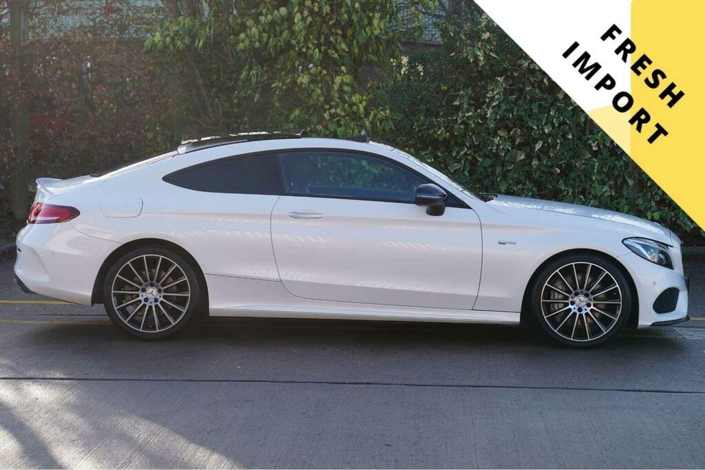 Mercedes-Benz C Class Coupe 3.0 C43 V6 Amg Premium Plus G-tronic 4Mat IMP613 White #2