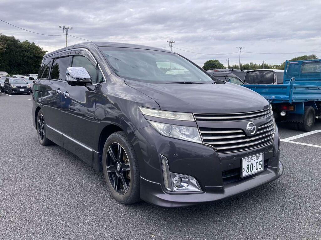 Nissan Elgrand Mpv 3.5 V6 Highway Star Premium 4Wd 7 Seats 2 Grey #2
