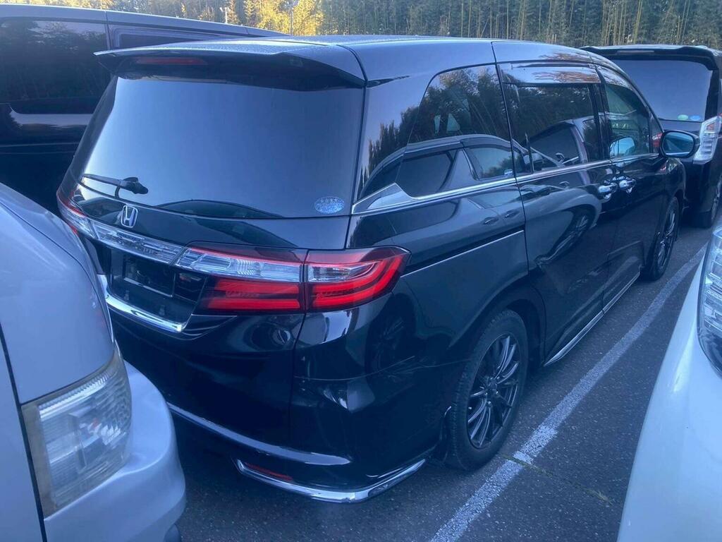 Honda Odyssey Mpv 2.4 Absolute Ex 7 Seats 201463 Black #2