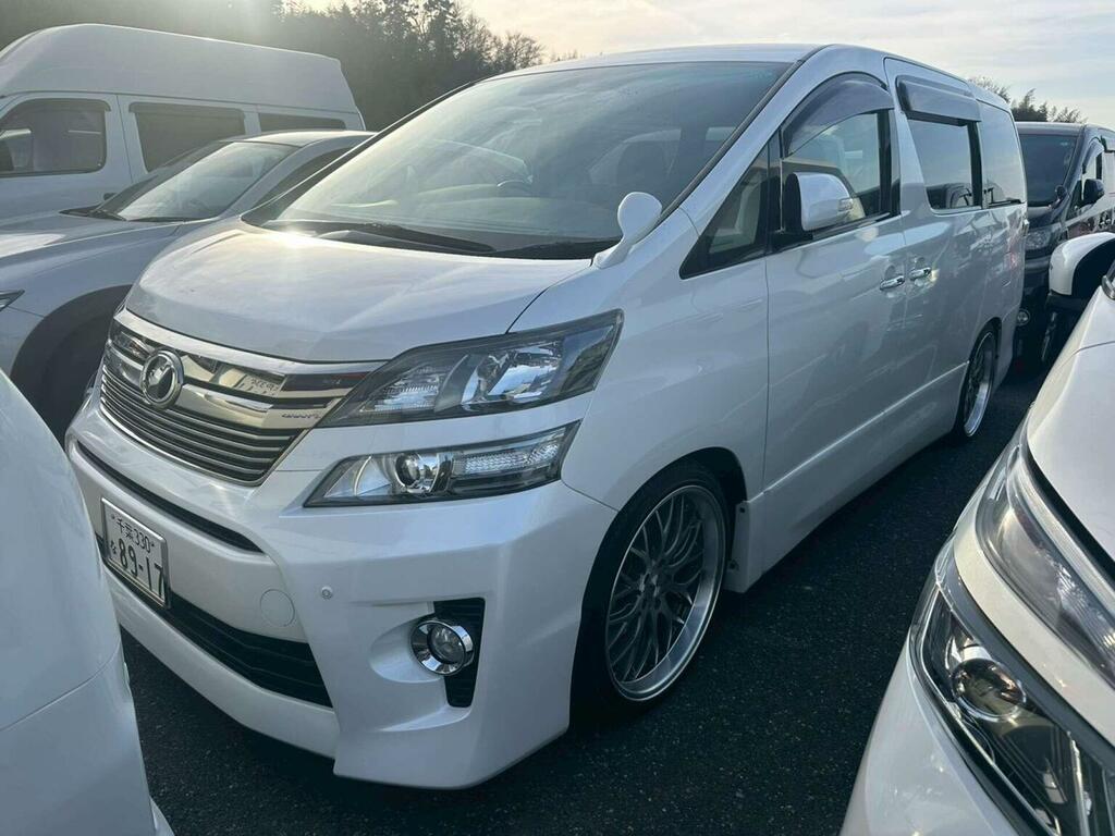 Toyota Vellfire Mpv 2.4 Z 7 Seats 201313 IMP717 White #4