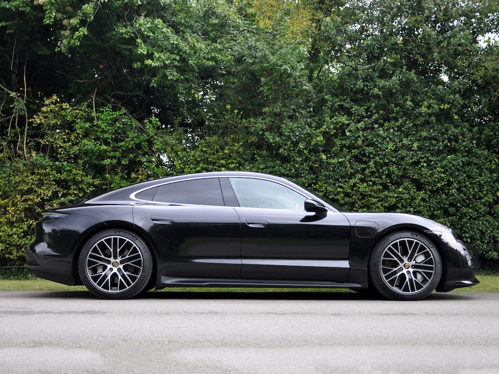 Porsche Taycan 0.0 Taycan T Coupe MC70TPX Black #4