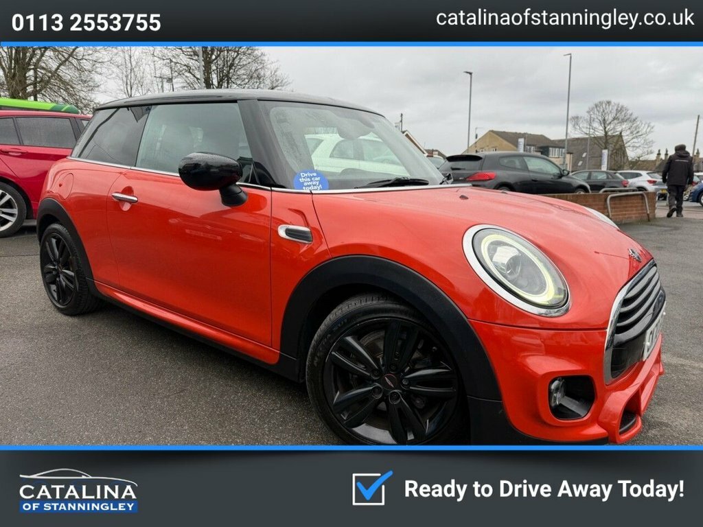 Mini Hatch 1.5L Cooper Sport Orange