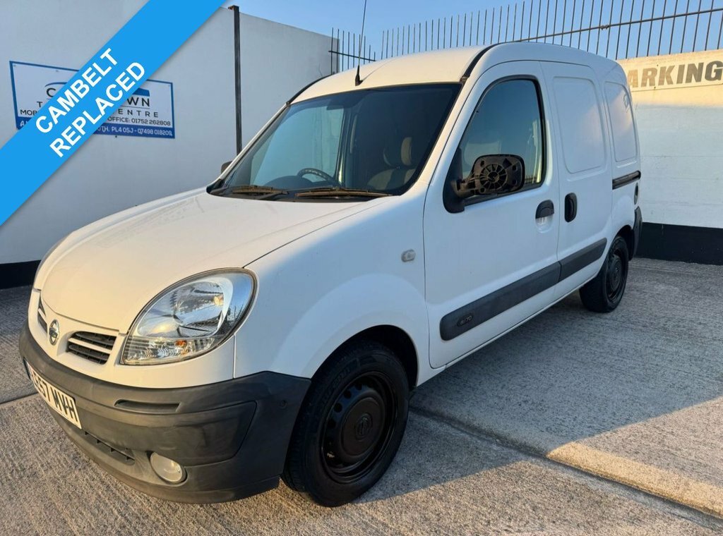 Nissan Kubistar Mpv White #1