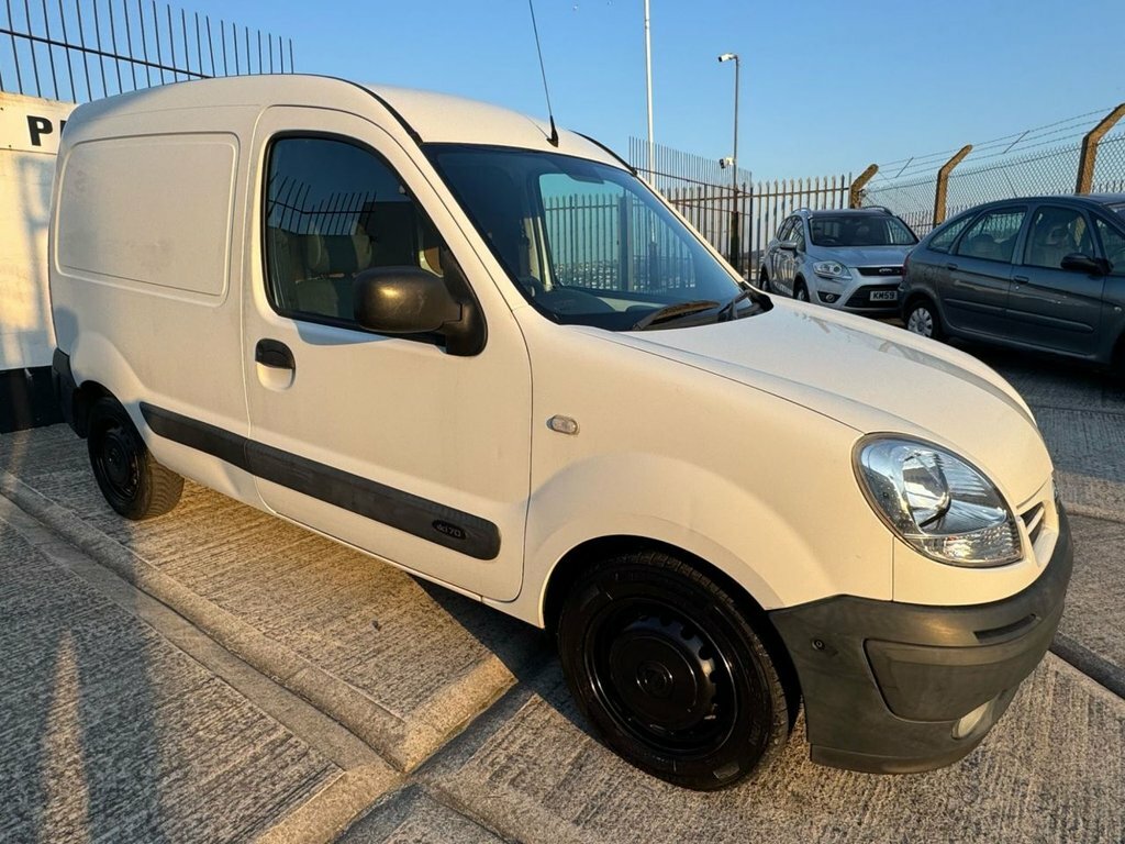 Nissan Kubistar Mpv White #9