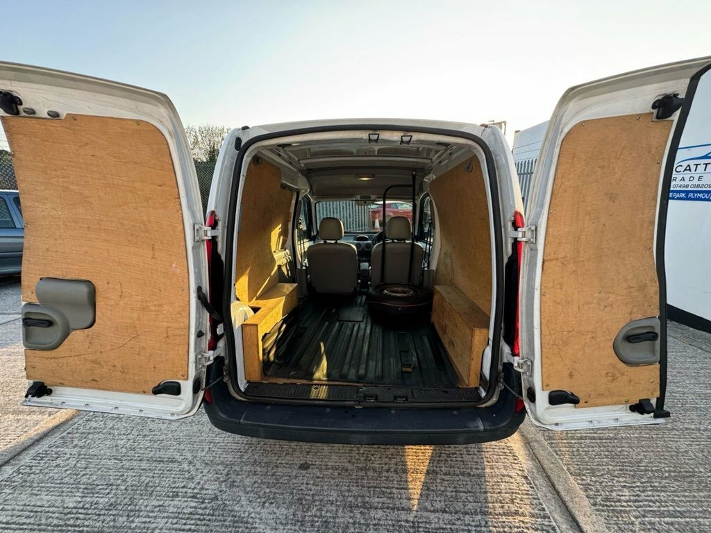 Nissan Kubistar Mpv White #5