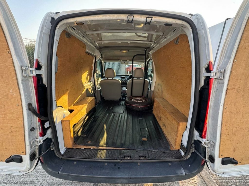 Nissan Kubistar Mpv White #6