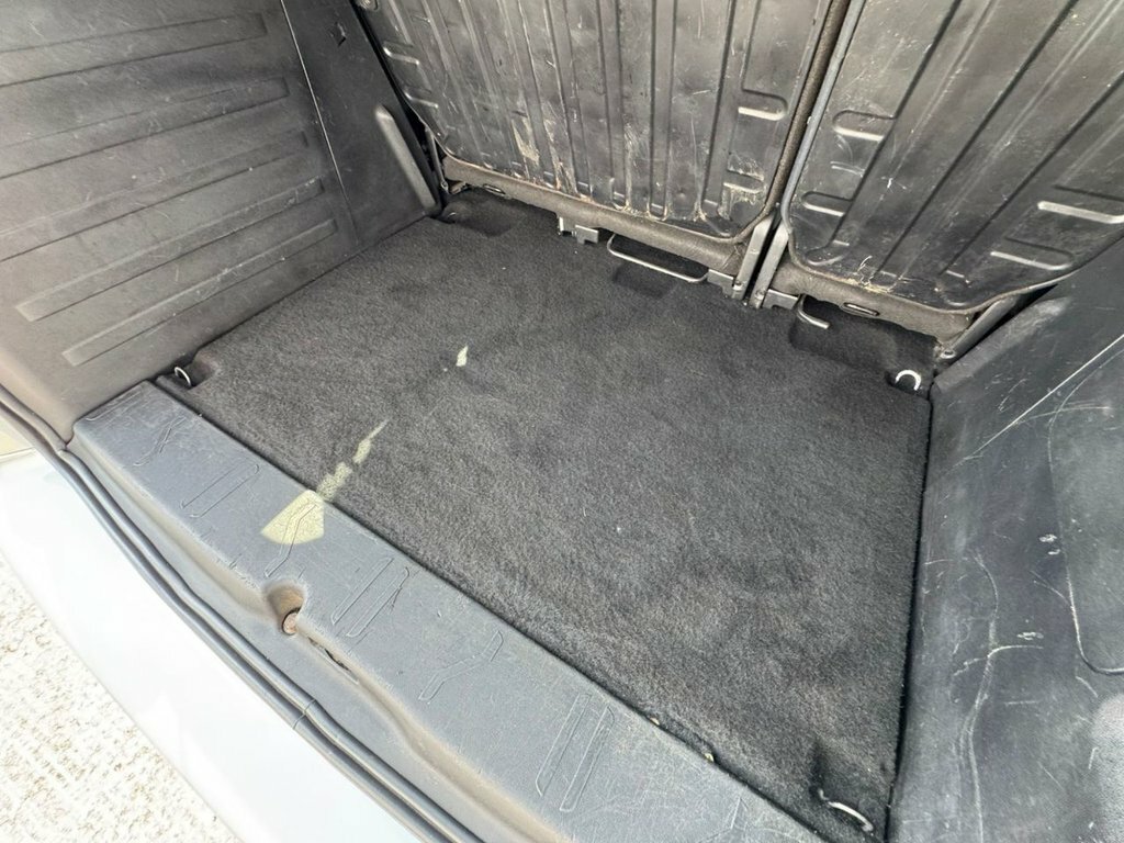 Peugeot Partner Tepee 1.6 Hdi Tepee S Mpv 139 Gkm, 7 Silver #5