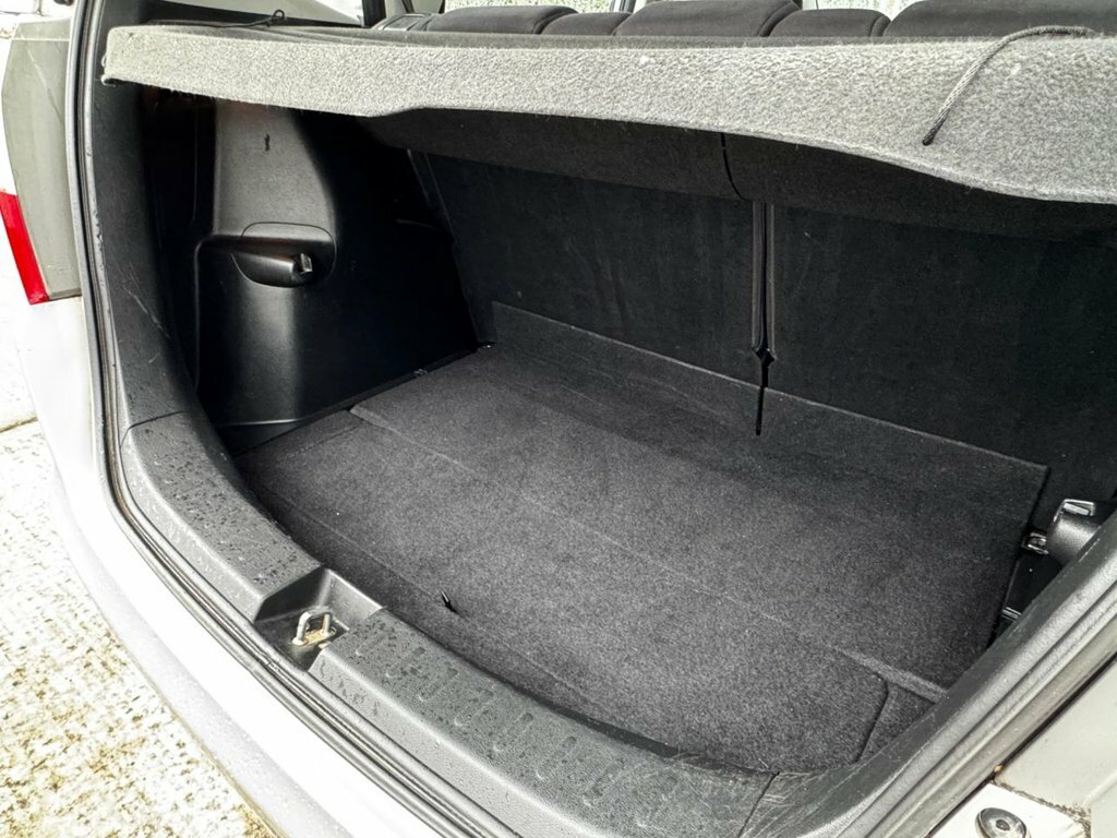 Honda Jazz 1.4L Es RJ59OLV Silver #6