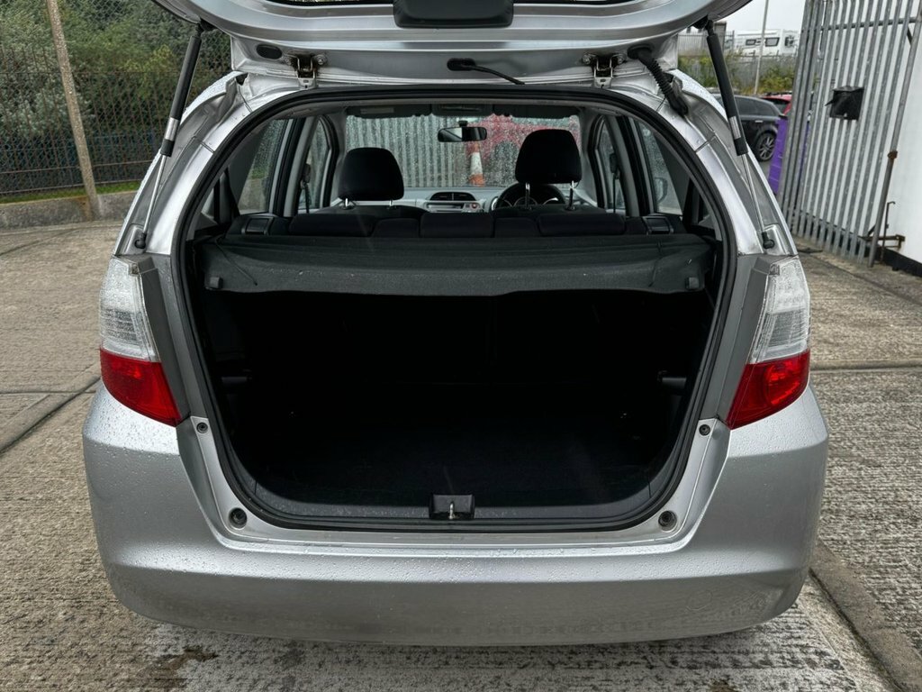 Honda Jazz 1.4L Es RJ59OLV Silver #5