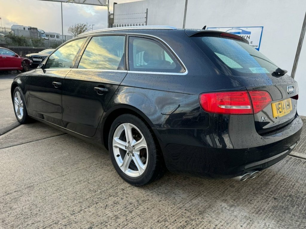 Audi A4 Avant 2L Se Technik Black #3