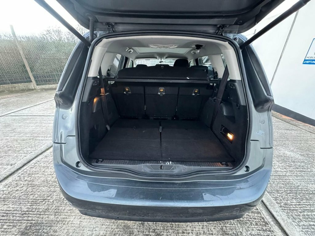 Citroen Grand C4 SpaceTourer 1.6L Exclusive Grey #6