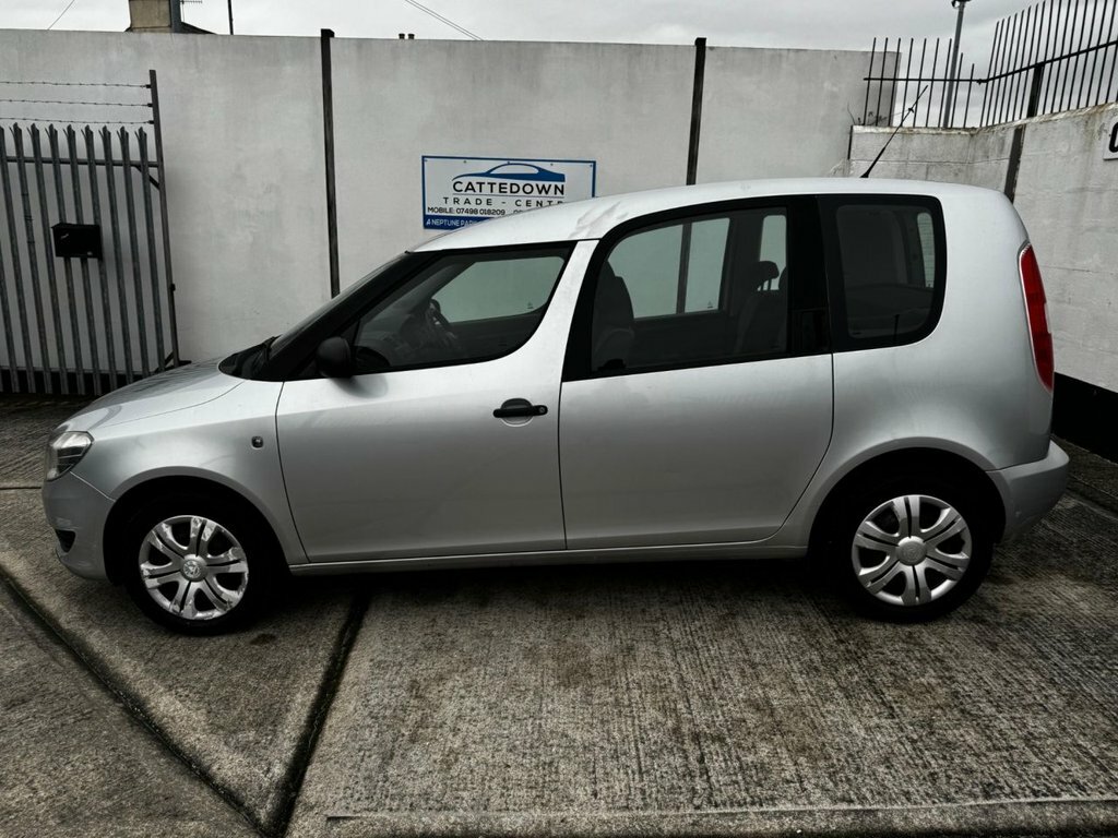 Skoda Roomster 1.2L S Silver #2