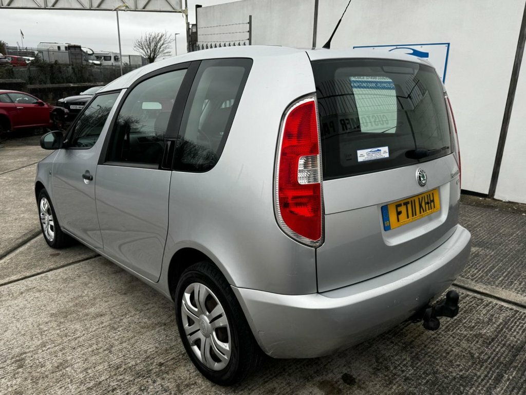 Skoda Roomster 1.2L S Silver #3