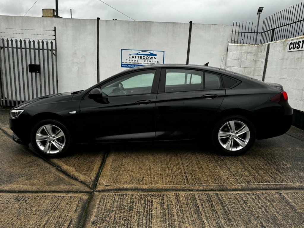 Vauxhall Insignia 1.5L Design Nav EK68WCV Black #2