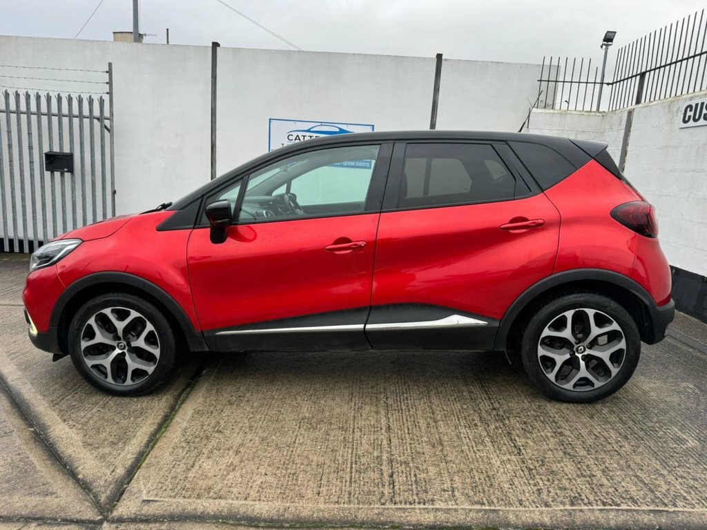 Renault Captur 1.5L Signature X Nav HN18BWA Red #2