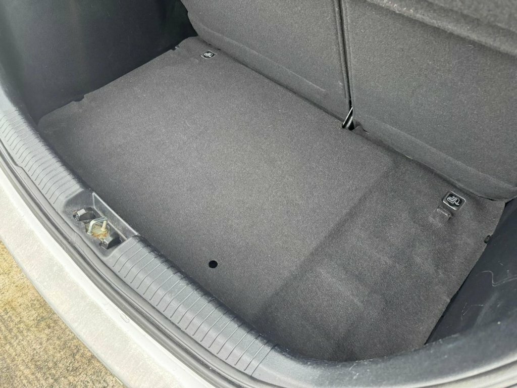 Hyundai I20 1.4L Comfort Silver #6