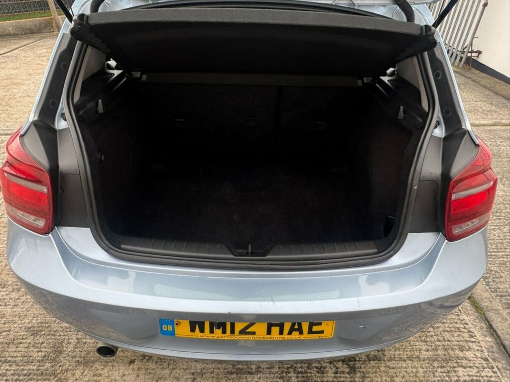 BMW 1 Series 1.6L Efficientdynamics Blue #5