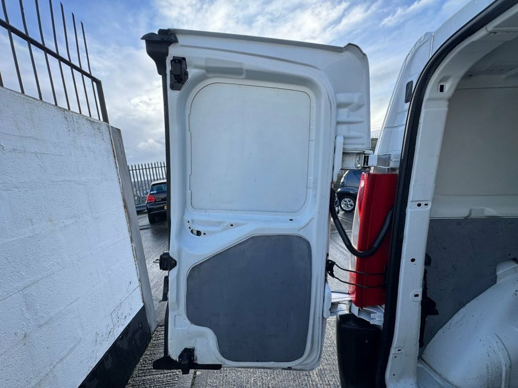 Citroen Dispatch 1000 I U6021 Ulez Silver #8