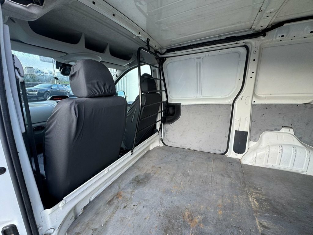 Citroen Dispatch 1000 I U6021 Ulez Silver #25