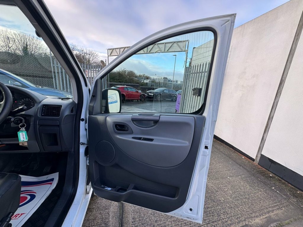 Citroen Dispatch 1000 I U6021 Ulez Silver #38