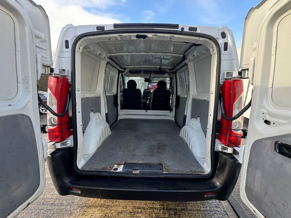 Citroen Dispatch 1000 I U6021 Ulez Silver #6