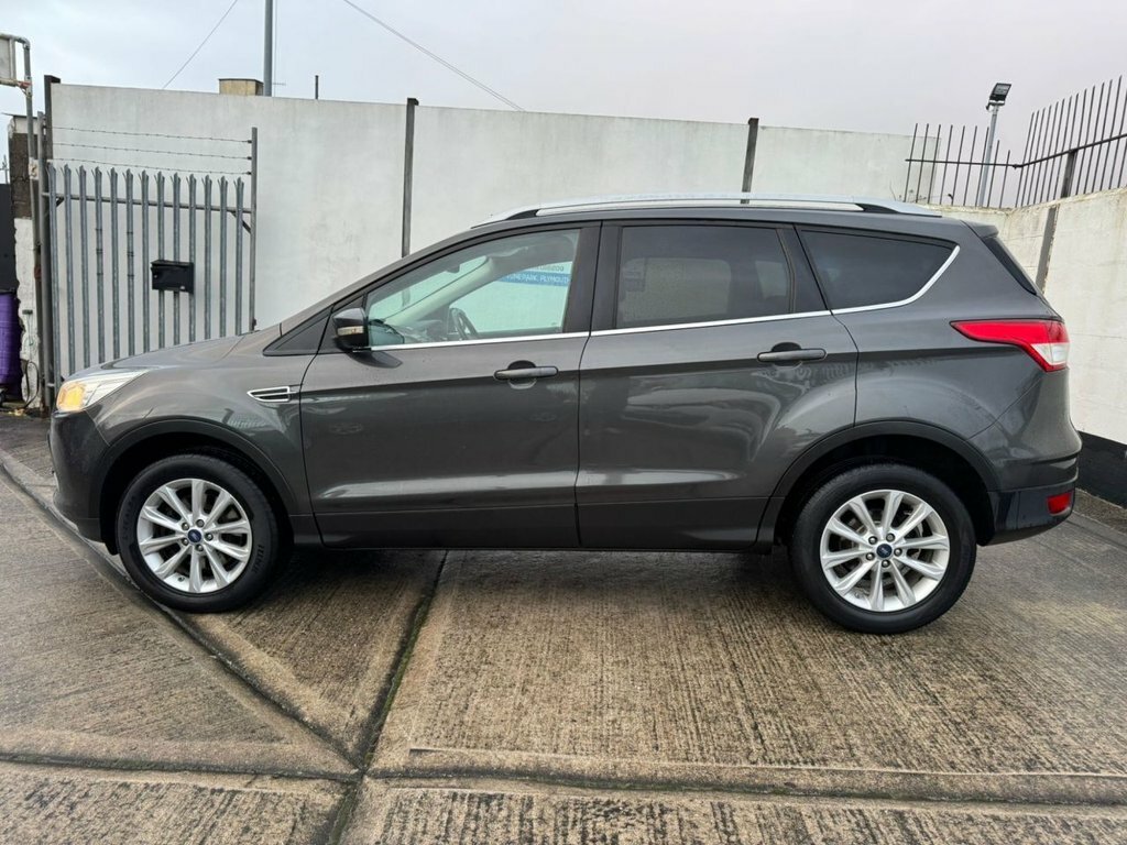 Ford Kuga 2L Titanium YT65AOH Grey #2