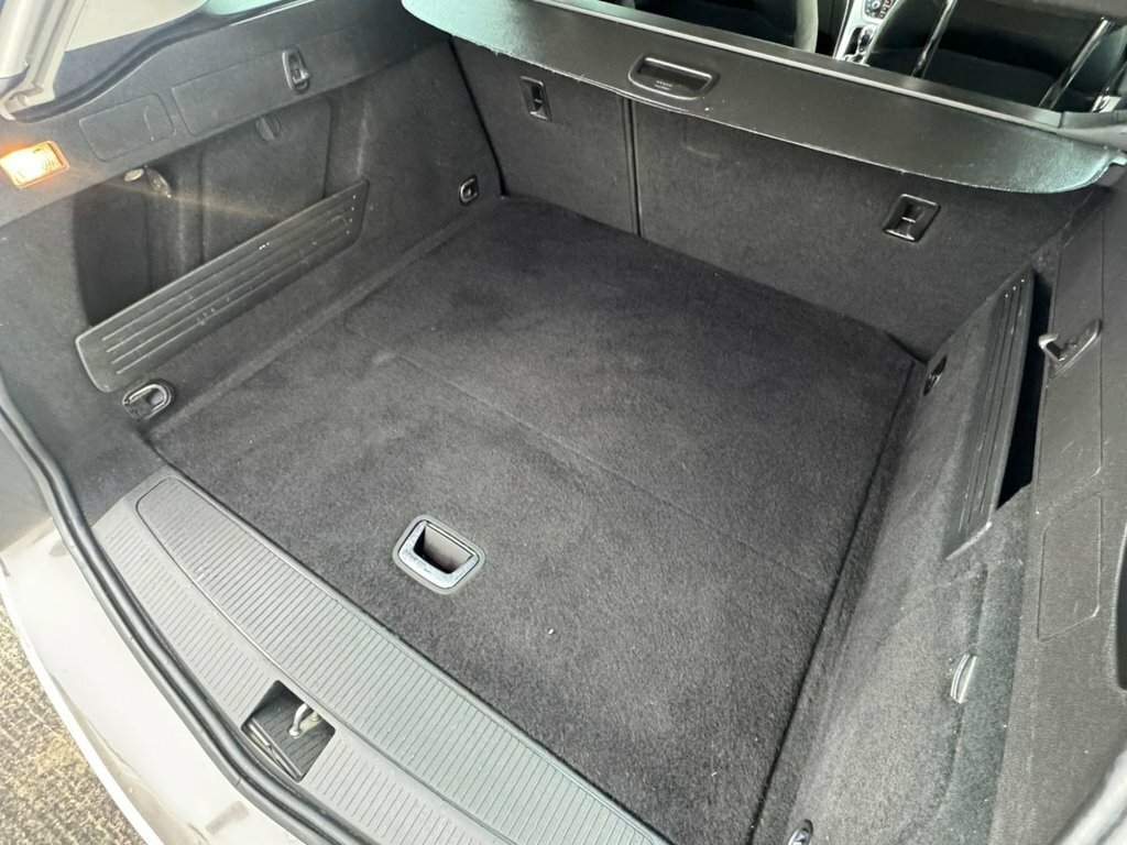 Vauxhall Astra 2L Sri KN64KXJ Grey #6