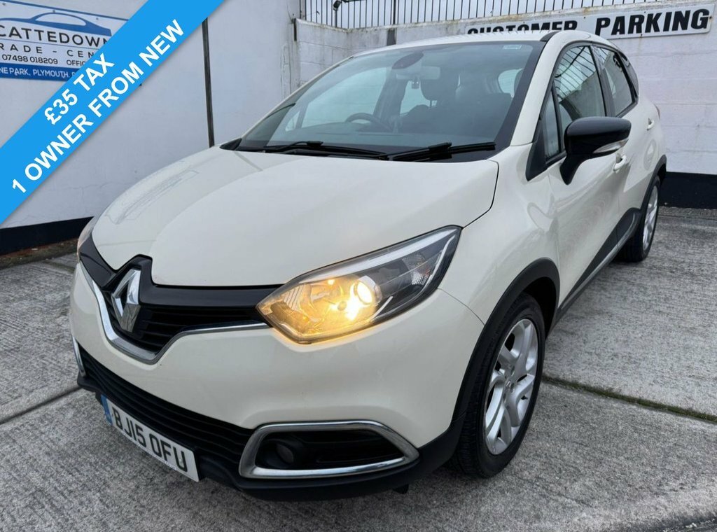 Renault Captur 0.9L Dynamique Medianav White