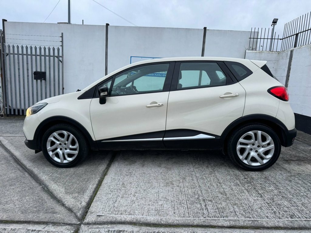 Renault Captur 0.9L Dynamique Medianav BJ15OFU White #2