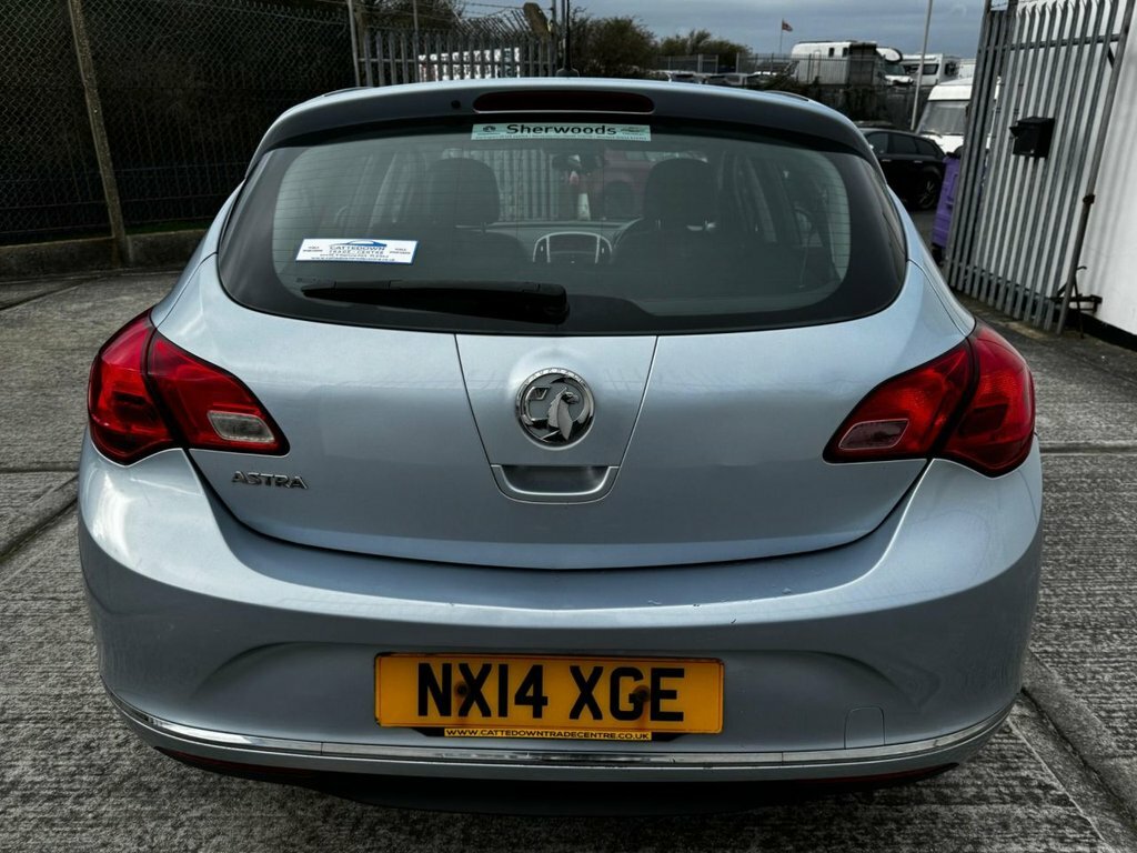 Vauxhall Astra 1.4L Excite NX14XGE Silver #4
